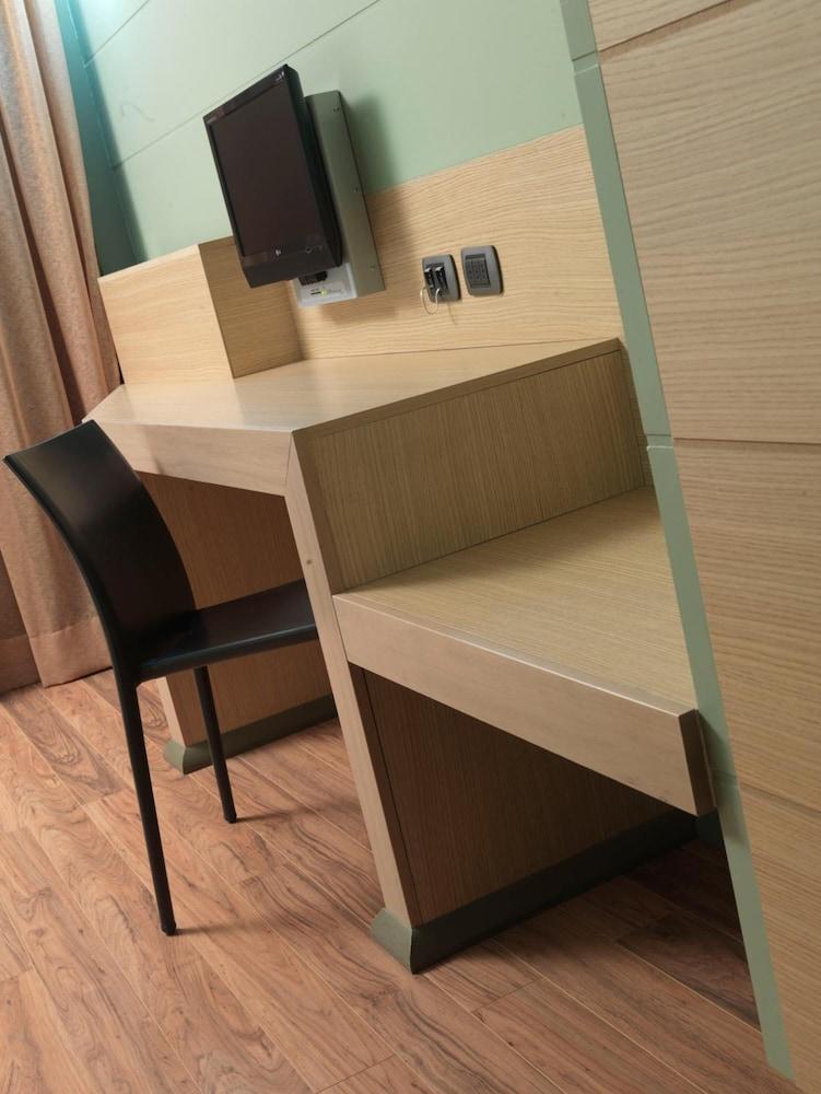 Empoli Hotel Екстер'єр фото