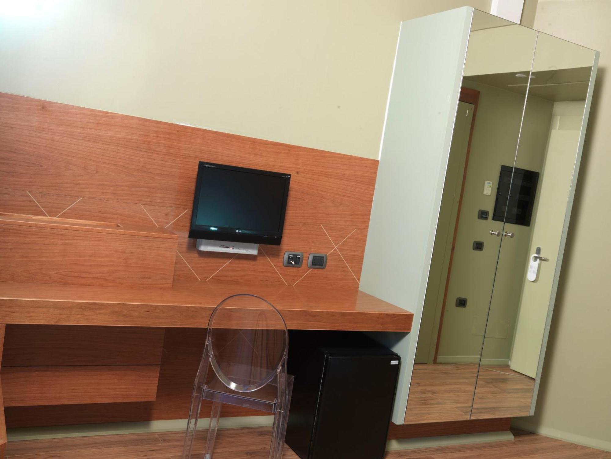 Empoli Hotel Екстер'єр фото